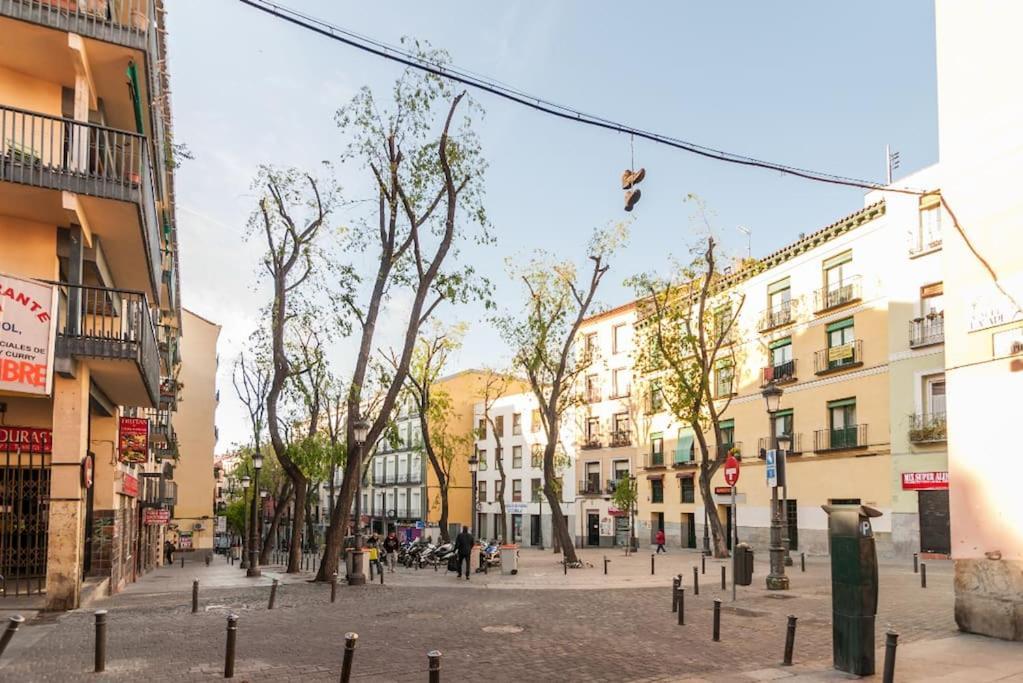 Estudio Lavapies Cerca De Anton Martin Madrid Luaran gambar