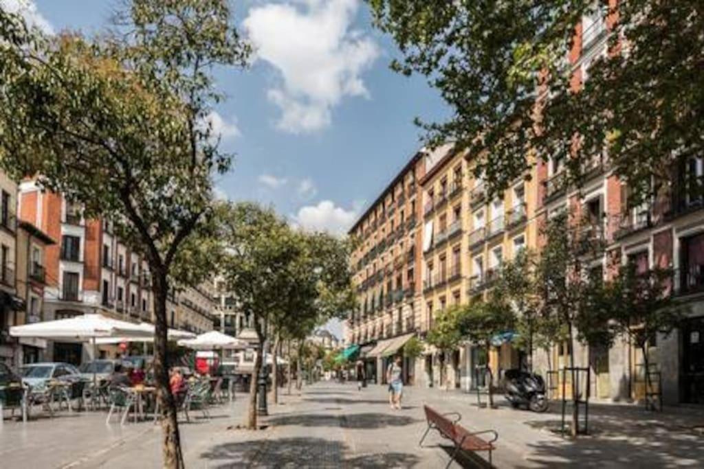 Estudio Lavapies Cerca De Anton Martin Madrid Luaran gambar